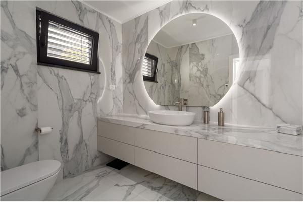 Hiša K1, na 8 osebe