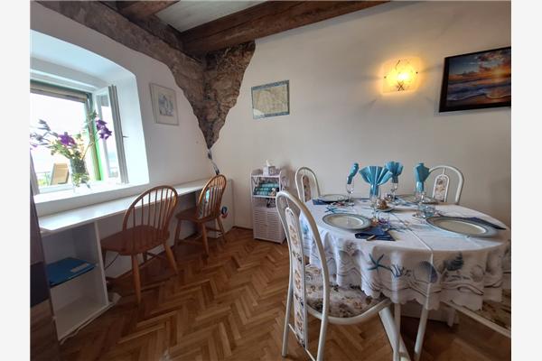 Apartment A1, for 5 persons