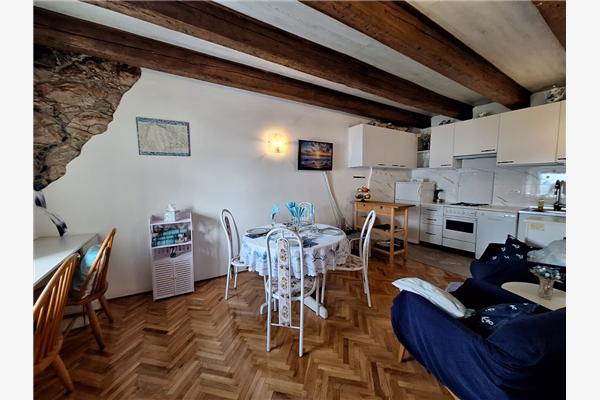 Apartment A1, for 5 persons