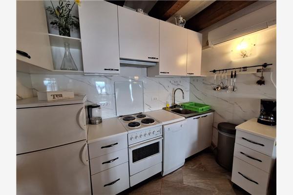 Apartment A1, for 5 persons