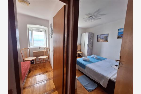 Apartment A1, for 5 persons