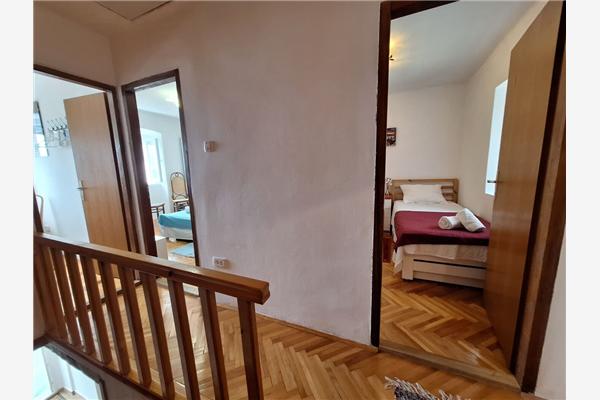 Apartment A1, for 5 persons