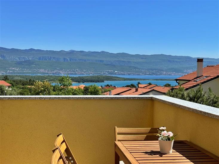 Apartman A4, na 6 osebe