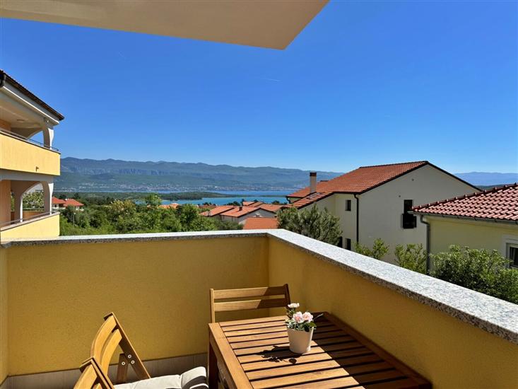 Apartman A4, na 6 osebe