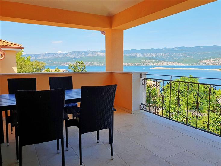 Apartment A2, for 4 persons