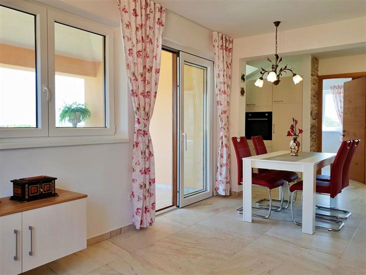 Apartment A2, for 4 persons