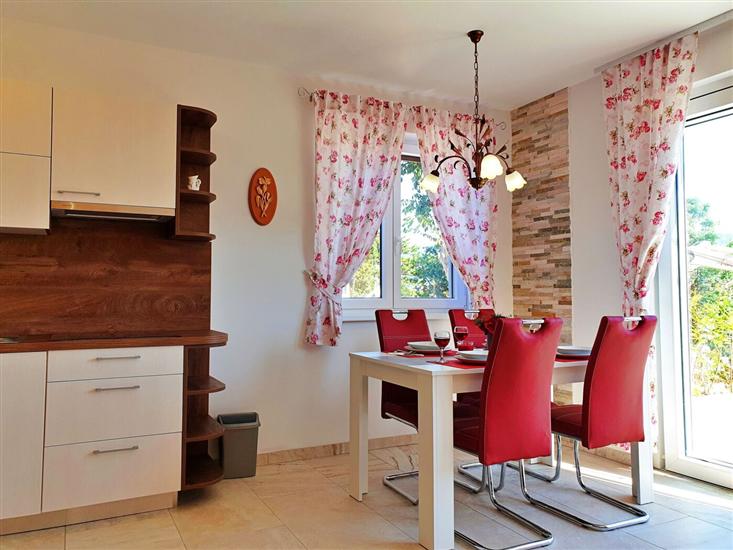 Apartment A4, for 4 persons