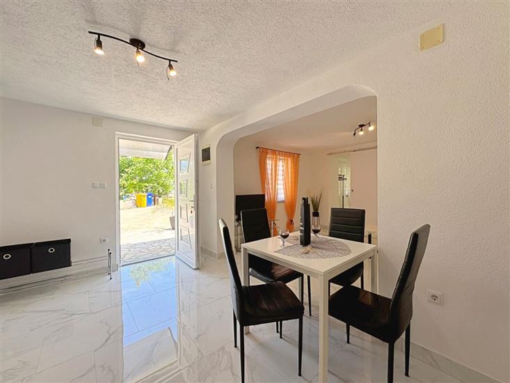 Apartman A2, na 3 osebe