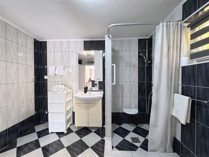 Apartman A2, na 3 osebe