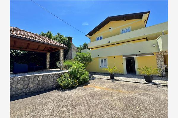 Apartman A2, na 3 osebe