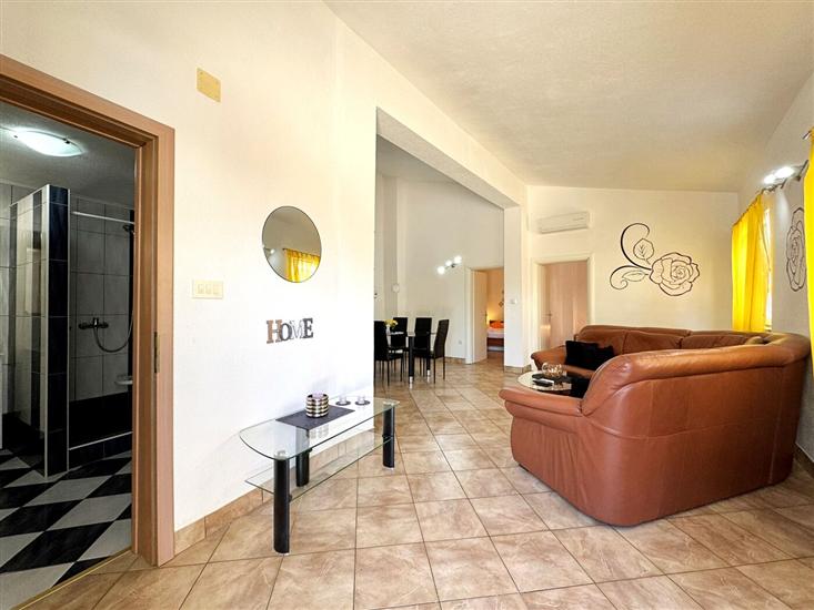 Apartman A3, na 5 osebe