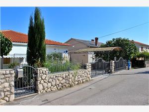 Apartments Renata Silo - island Krk, Size 20.00 m2, Airline distance to town centre 600 m