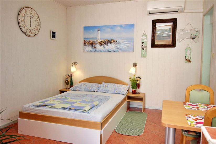 Apartment A1, for 2 persons
