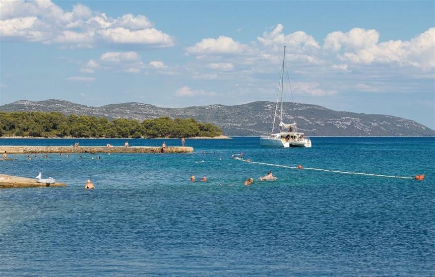 Hiša Veli Iž oldtown