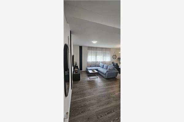 Apartman A2, na 5 osebe