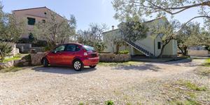 Apartment - Jezera - island Murter