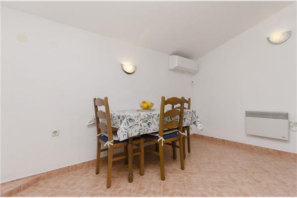 Apartment A1, for 2 persons