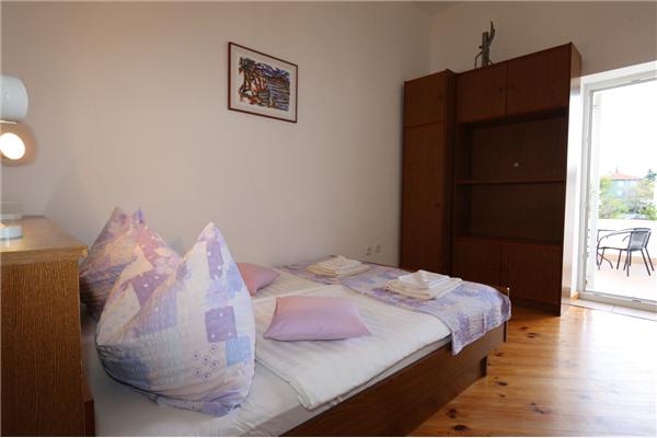 Apartment A1, for 8 persons