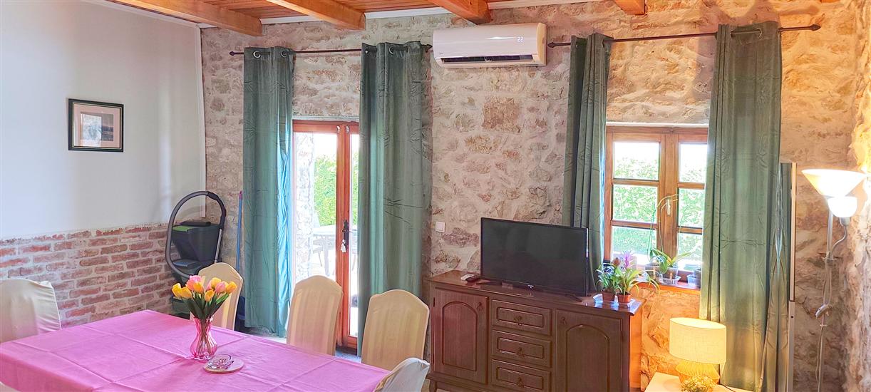 Hiša K1, na 8 osebe