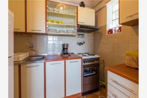 Apartman A1, na 5 osebe