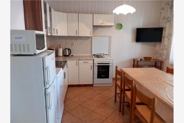 Apartment A1, for 6 persons