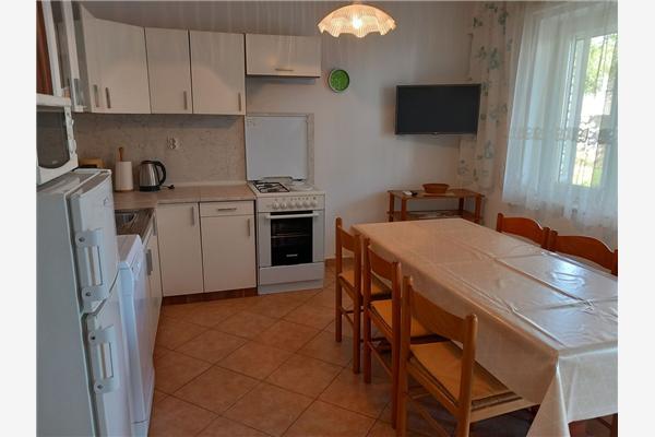 Apartment A1, for 6 persons
