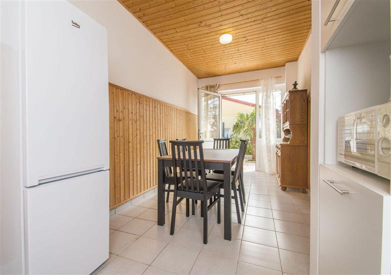 Apartman A1, na 6 osebe