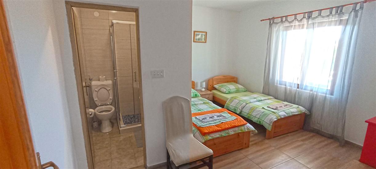 Hiša K1, na 6 osebe