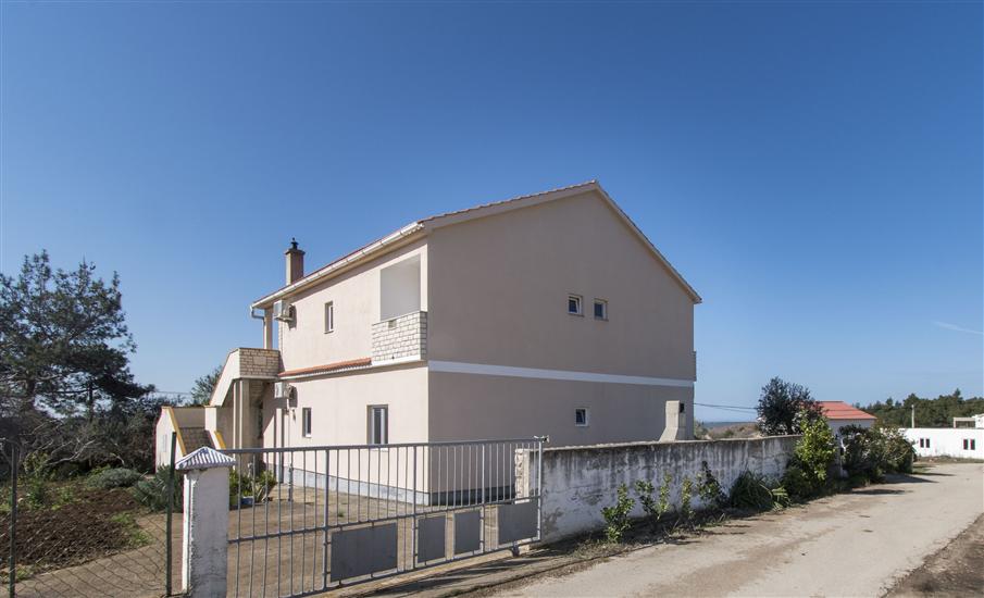 Apartments Luca sea view