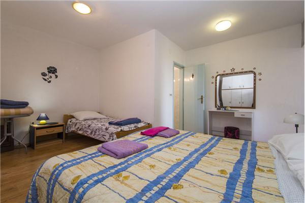 Apartment A1, for 3 persons