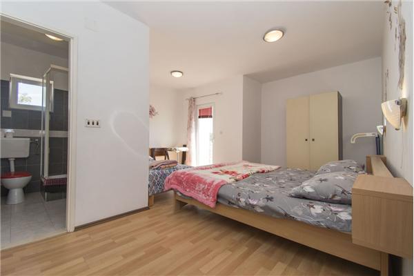 Apartment A2, for 3 persons