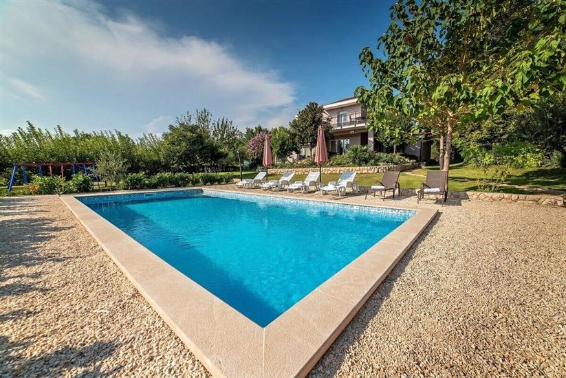 Villa Flower garden with pool