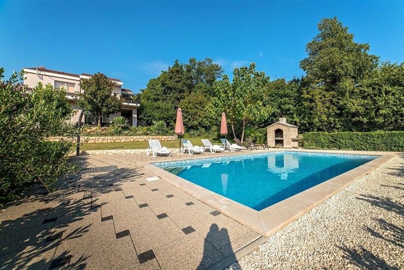 Villa Flower garden with pool