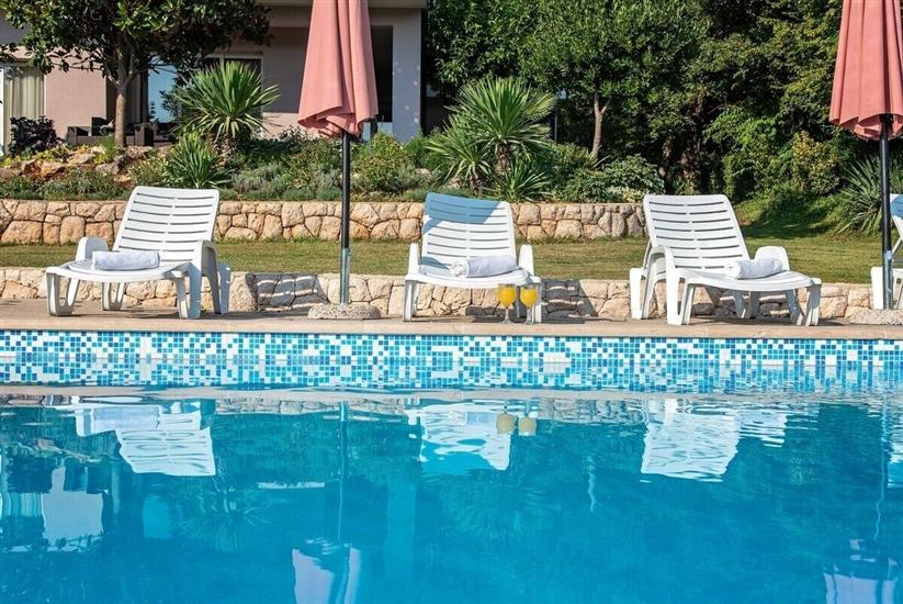 Villa Flower garden with pool