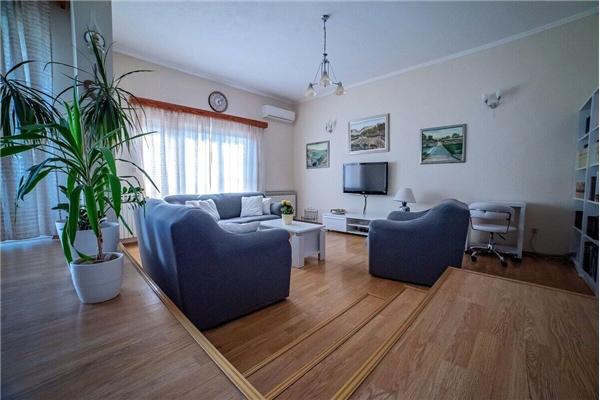 House K1, for 8 persons