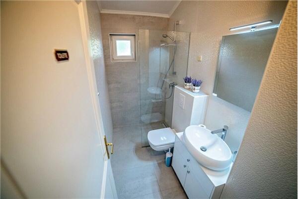 House K1, for 8 persons