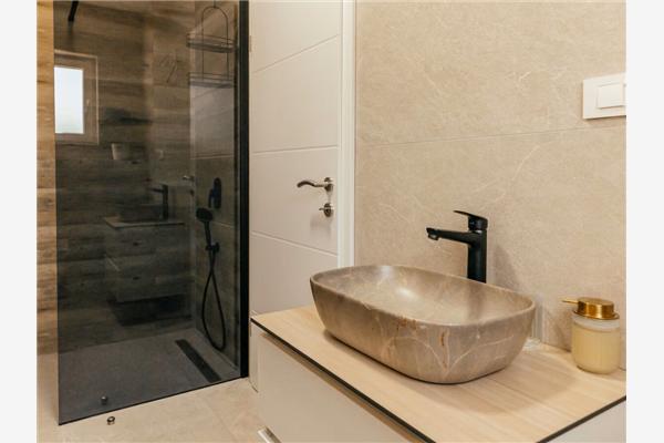 House K1, for 10 persons