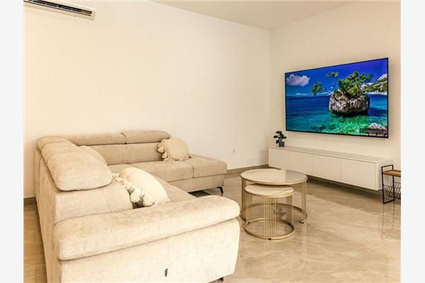 House K1, for 10 persons