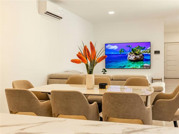 House K1, for 10 persons