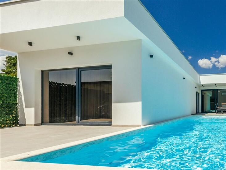 Villa Aura with heated pool