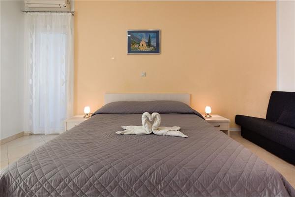 Apartment A1, for 3 persons