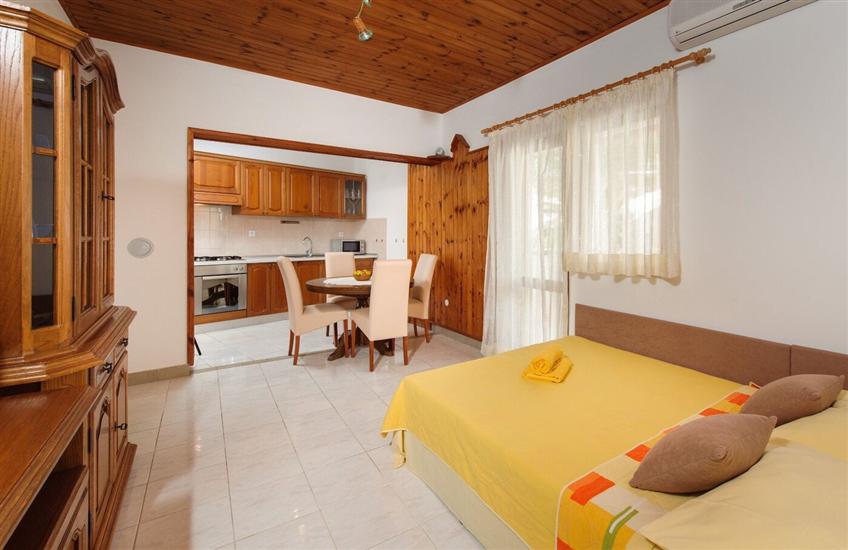 Apartment A2, for 4 persons