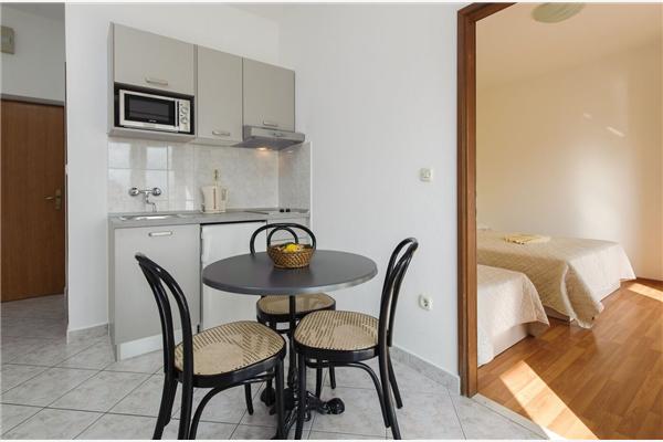 Apartment A4, for 4 persons