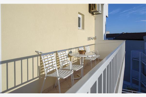 Apartment A5, for 4 persons