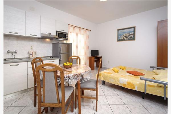 Apartment A5, for 4 persons
