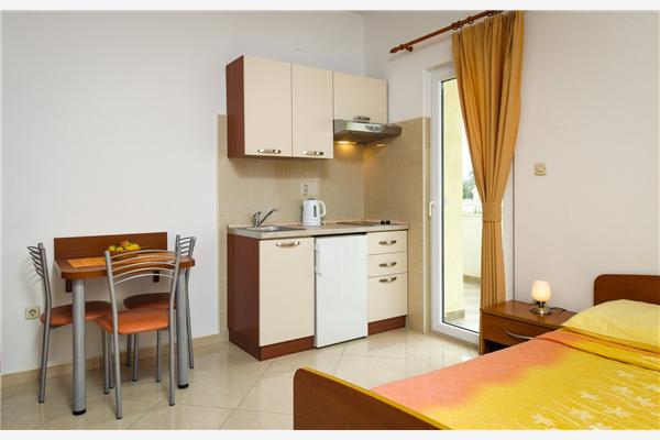 Apartment A7, for 3 persons