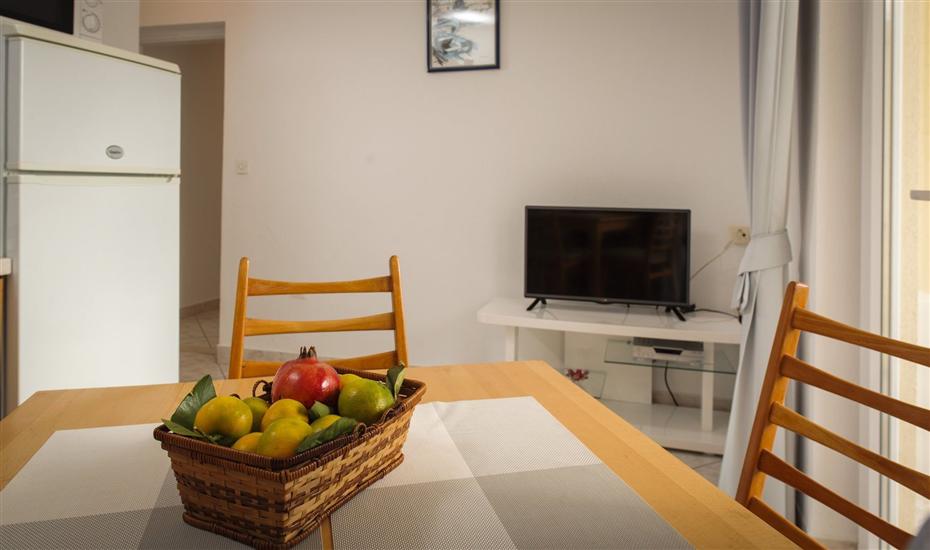 Apartment A8, for 5 persons