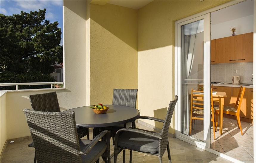 Apartment A8, for 5 persons