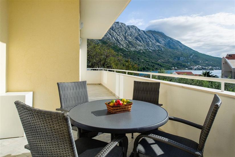 Apartment A8, for 5 persons