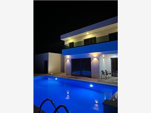 Vila Split a riviéra Trogir,RezervujpoolOd 8584 kč